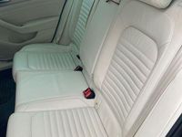 Usata VW Passat 190 CV (139 kW) 2015 Nero Station wagon