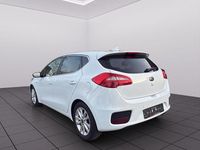 Gebraucht Kia Ceed DREAM-TEAM Edition 135 PS (99 kW) 2018 Weiß Kleinwagen