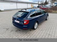 Gebraucht Skoda Superb Exclusive 170 PS (125 kW) 2014 Blau Kombi