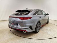 Gebraucht Kia ProCeed GT 204 PS (150 kW) 2023 (css) lunarsilber met. Kleinwagen