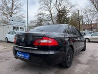 Gebraucht Skoda Superb Elegance 160 PS (117 kW) 2010 Schwarz Limousine