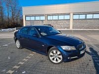 Gebraucht BMW 325 218 PS (160 kW) 2011 Blau Limousine