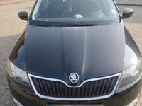 Gebraucht Skoda Rapid Ambition 90 PS (66 kW) 2015 Schwarz Kleinwagen