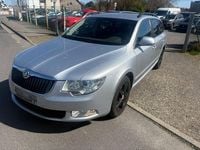 Gebraucht Skoda Superb Ambition 200 PS (147 kW) 2012 Silber Kombi