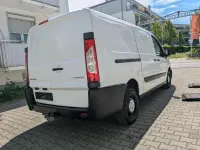 Gebraucht Peugeot Expert Avantage 128 PS (94 kW) 2016 Blanc banquise Van
