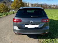 Gebraucht VW Passat Highline 150 PS (110 kW) 2016 Grau Kombi