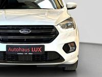 Gebraucht Ford Kuga ST-Line 150 PS (110 kW) 2019 Weiß SUV