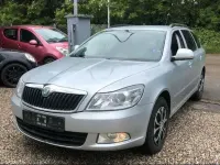 Gebraucht Skoda Octavia Ambiente 122 PS (89 kW) 2010 Silber Kombi