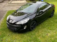Gebraucht Peugeot 308 CC Premium 156 PS (114 kW) 2010 Schwarz Cabrio