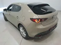 Gebraucht Mazda 3 Nagisa 140 PS (102 kW) 2024 Gelb Limousine