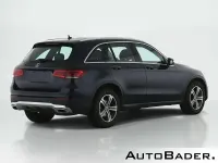 Gebraucht Mercedes GLC220 Exclusive 194 PS (142 kW) 2022 890 cavansitblau (metallic) SUV