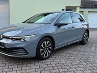 Gebraucht VW Golf VIII Active 150 PS (110 kW) 2023 Grau Limousine