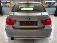 Gebraucht BMW 320 Comfort Edition 170 PS (125 kW) 2009 Grau Limousine