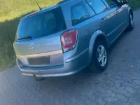 Gebraucht Opel Astra 116 PS (85 kW) 2009 Grün Kombi