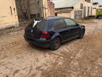 Gebraucht VW Golf IV 101 PS (74 kW) 2002 Blau Kleinwagen