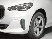 Neu BMW 216 Active Tourer Efficient Dynamics 122 PS (89 kW) 2026 Mineralweiss Van / Kleinbus