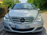 Gebraucht Mercedes B180 109 PS (80 kW) 2010 Silber Van / Kleinbus