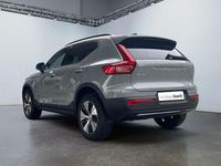 Neu Volvo XC40 Plus 163 PS (119 kW) 2025 Grau SUV