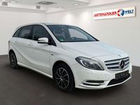 Gebraucht Mercedes B180 122 PS (89 kW) 2011 Weiß Van / Kleinbus