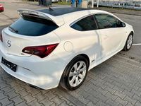 Gebraucht Opel Astra GTC OPC 280 PS (205 kW) 2013 Weiß Coupé