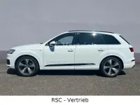 Używany Audi Q7 S-Line 272 KM (200 kW) 2016 Biały SUV