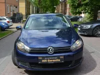 Gebraucht VW Golf VI Comfortline 122 PS (89 kW) 2011 Blau Kleinwagen