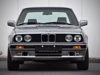 Gebraucht BMW 325 Performance 171 PS (125 kW) 1988 Lachssilber Coupé