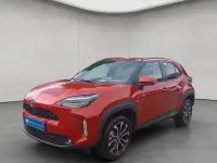 Neu Toyota Yaris Cross 131 PS (96 kW) 2026 Rot SUV