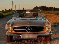 Gebraucht Mercedes 230 150 PS (110 kW) 1966 Gold Cabrio