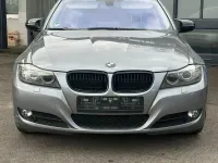 Gebraucht BMW 325 218 PS (160 kW) 2008 Grau Limousine
