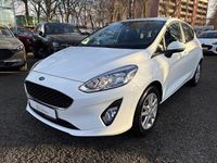 Gebraucht Ford Fiesta Cool & Connect 101 PS (74 kW) 2018 Weiß Kleinwagen