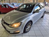 Gebraucht VW Golf VII Comfortline 105 PS (77 kW) 2014 Reflexsilber metallic Kleinwagen