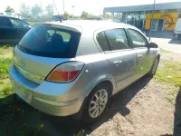Gebraucht Opel Astra 125 PS (91 kW) 2005 Silber Limousine