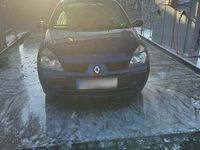 Gebraucht Renault Clio II 75 PS (55 kW) 2004 Blau Kleinwagen
