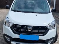 gebraucht Dacia Dokker TCe 115 Stepway Celebration Stepway C...