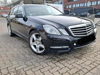 Gebraucht Mercedes E300 Avantgarde 231 PS (169 kW) 2012 Grau Kombi