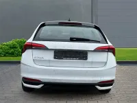 Neu Skoda Scala Essence 116 PS (85 kW) 2025 Weiss Kleinwagen