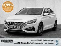 Gebraucht Hyundai i30 Trend 120 PS (88 kW) 2023 Weiss Limousine