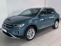 Gebraucht VW T-Roc Style 150 PS (110 kW) 2024 Petroleum blue metallic SUV