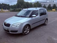 Gebraucht Skoda Roomster 63 PS (46 kW) 2008 Silber Van / Kleinbus