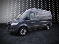 Gebraucht Mercedes Sprinter 170 PS (125 kW) 2023 Grau Van