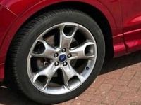 Gebraucht Ford Kuga Titanium 184 PS (135 kW) 2015 Rot SUV