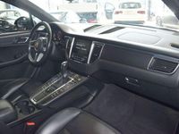 Second-hand Porsche Macan 411 CP (302 kW) 2017 Negru SUV