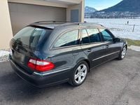 Gebraucht Mercedes E500 Avantgarde 306 PS (225 kW) 2004 Grau Kombi