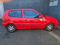 Gebraucht VW Polo 60 PS (44 kW) 1996 Rot Kleinwagen