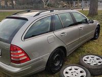 Gebraucht Mercedes C220 150 PS (110 kW) 2005 Andere farben Kombi