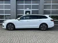Gebraucht Skoda Superb 204 PS (150 kW) 2025 Purity weiss Kombi