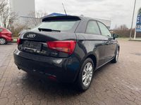 Gebraucht Audi A1 Attraction 86 PS (63 kW) 2011 Schwarz Kleinwagen
