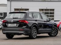 gebraucht VW Tiguan Allspace 2.0 TDI DSG Navi LED AHK Pano