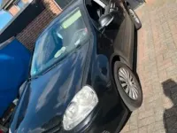 Gebraucht VW Golf V 75 PS (55 kW) 2004 Schwarz Kleinwagen